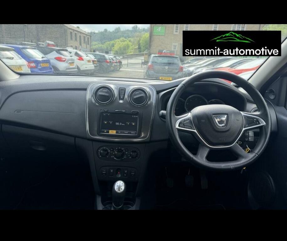 Dacia Sandero Stepway 0.9 Tce Essential Euro 6 Ss CV68ABX Silver #4