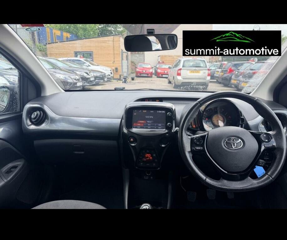 Toyota Aygo 1.0 Vvt-i X-press Euro 6 YE67JVG Grey #4