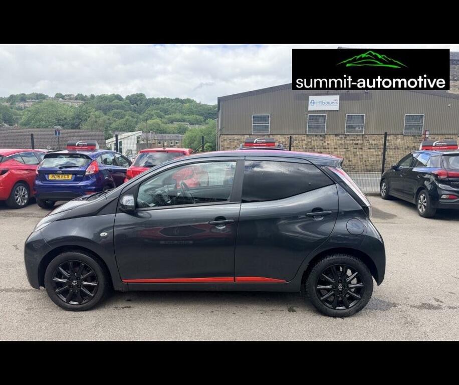 Toyota Aygo 1.0 Vvt-i X-press Euro 6 YE67JVG Grey #5