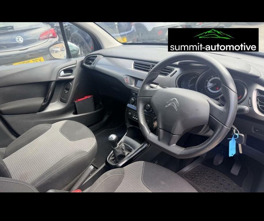 Citroen C3 1.2 Vti Selection Euro 5 White #2