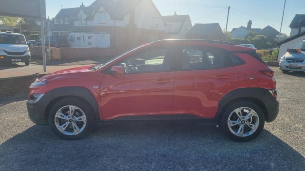 Hyundai Kona 1.0 T-gdi Mhev Se Connect Suv DY23TEU White #4