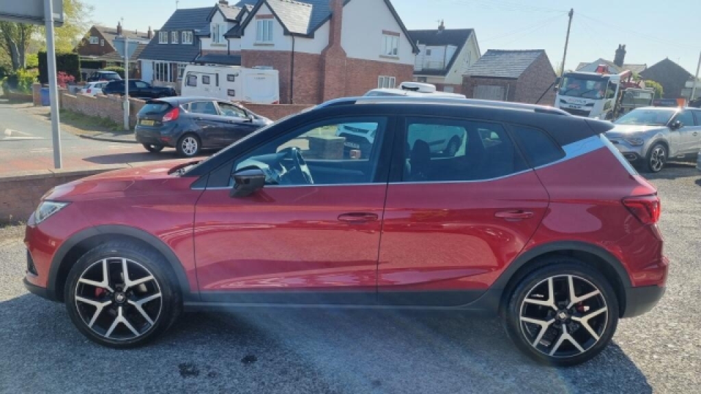 Seat Arona 1.0 Tsi Fr Red Edition Suv MC21EMX Red #4
