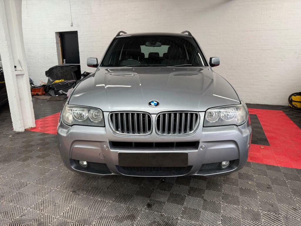 BMW X3 3.0Sd M Sport Step Black #2