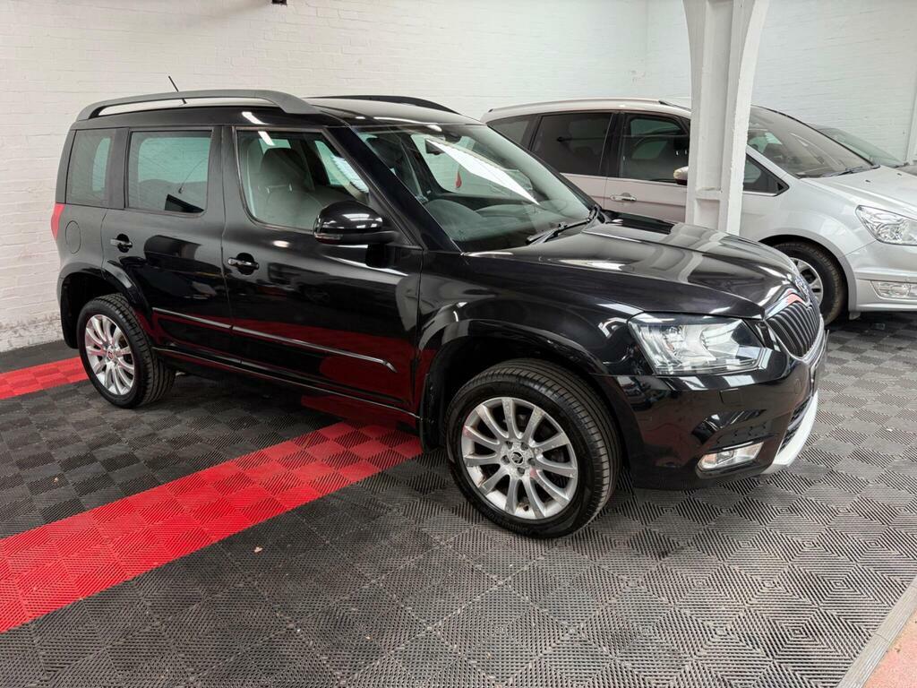 Skoda Yeti 2.0 Tdi Elegance Euro 5  Black #4
