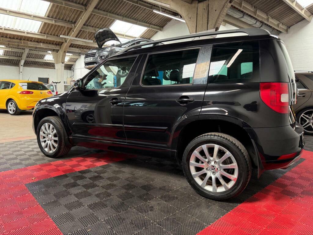 Skoda Yeti 2.0 Tdi Elegance Euro 5  Black #5