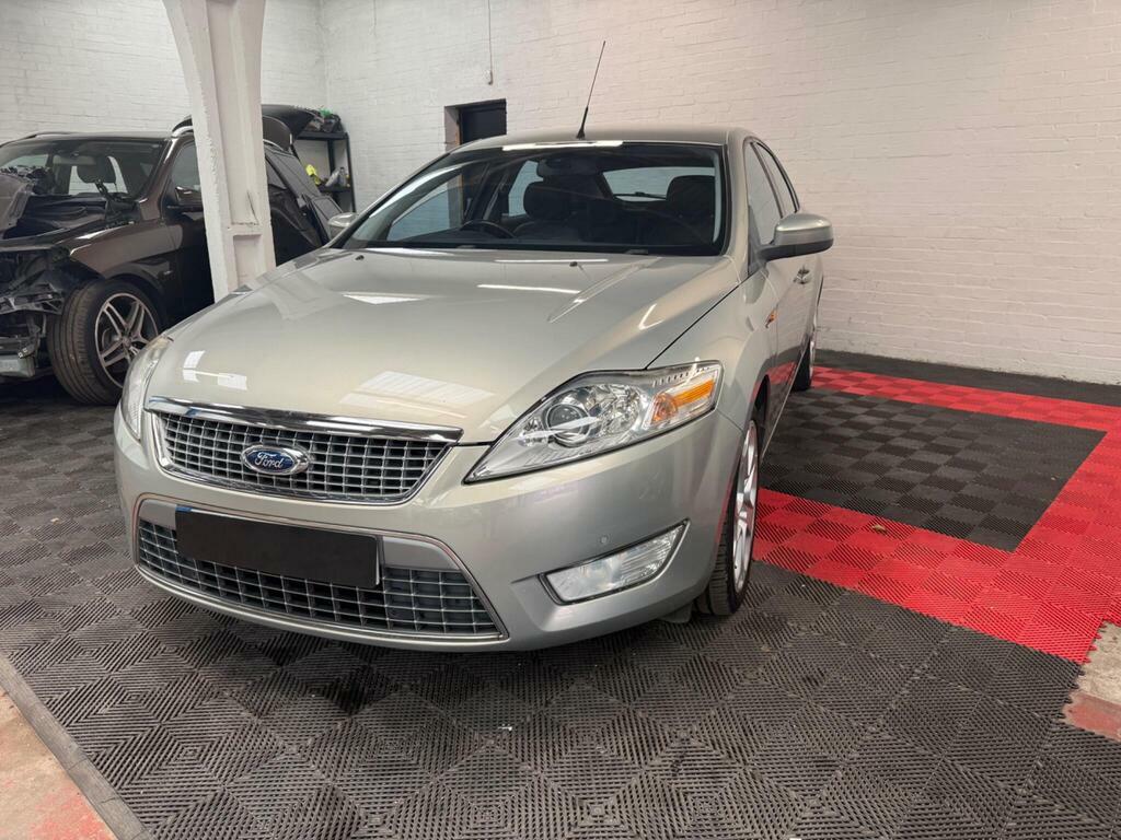Ford Mondeo 2.0 Tdci Titanium X Silver #3