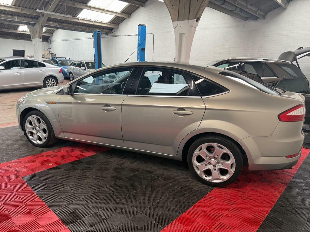 Ford Mondeo 2.0 Tdci Titanium X Silver #6