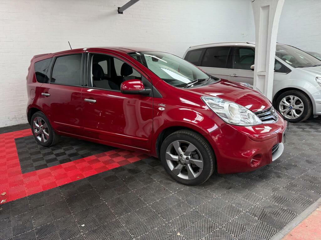 Nissan Note 1.4 16V N-tec Euro 5 Red #4