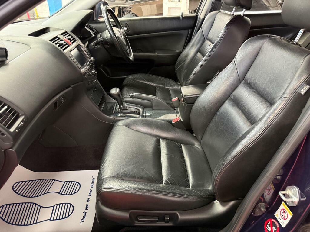 Honda Accord Executive Black #11