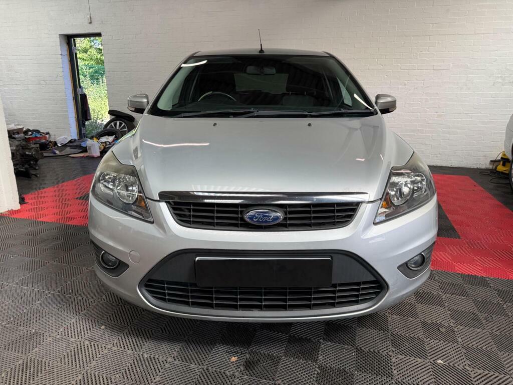 Ford Focus 1.6 Zetec Silver #2