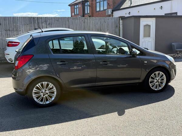 Vauxhall Corsa 1.4 16V Se Euro 5 BD12YXO  #4