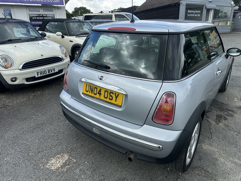 Mini Hatch Hatchback 1.6 One Hatch 200404 UN04OSY Silver #6