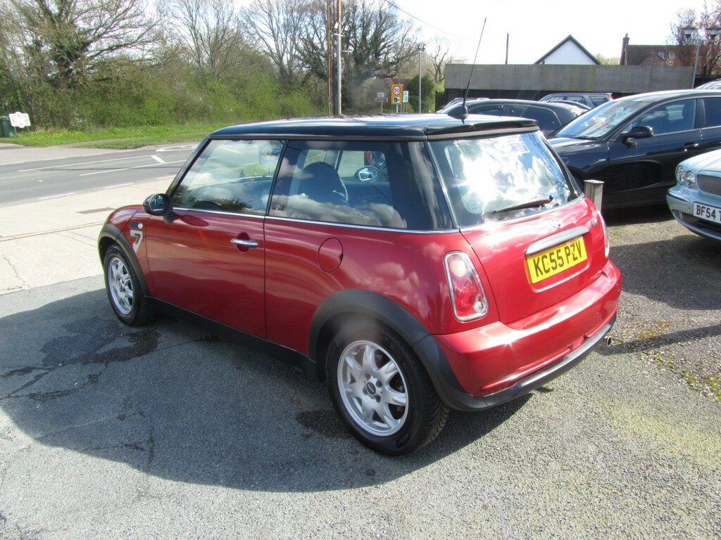 Mini Hatch Hatchback 1.6 One Seven Hatch 2005 KC55PZV Red #3
