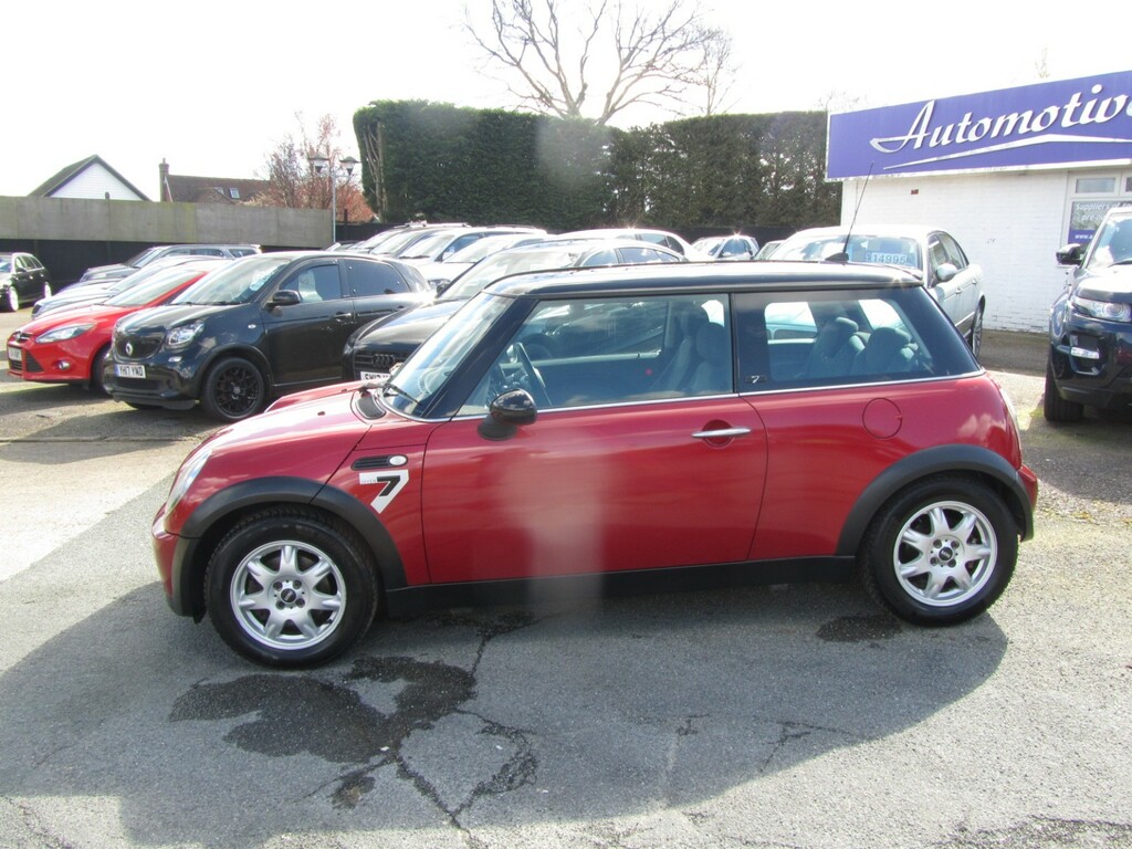 Mini Hatch Hatchback 1.6 One Seven Hatch 2005 KC55PZV Red #2