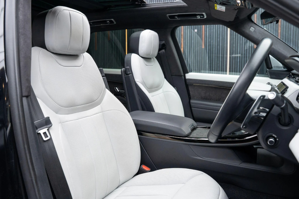 Land Rover Range Rover Sport 3.0 P510e 38.2Kwh First Edition 4Wd Euro 6 S CA72THU Black #2