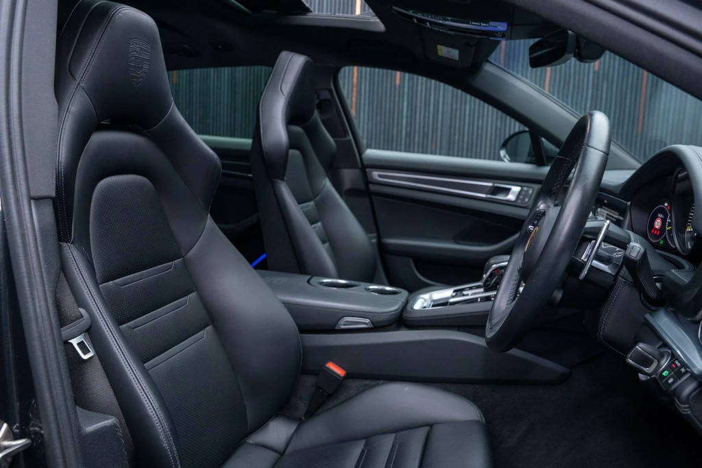 Porsche Panamera 2.9 V6 E-hybrid 17.9Kwh 4 Platinum Edition Sport T Grey #2