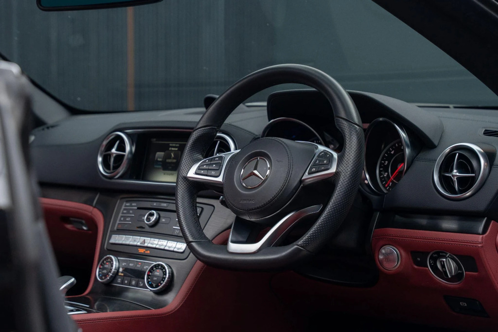 Mercedes-Benz SL Class 4.7 Sl500 V8 Amg Line Premium G-tronic Euro 6 Black #4