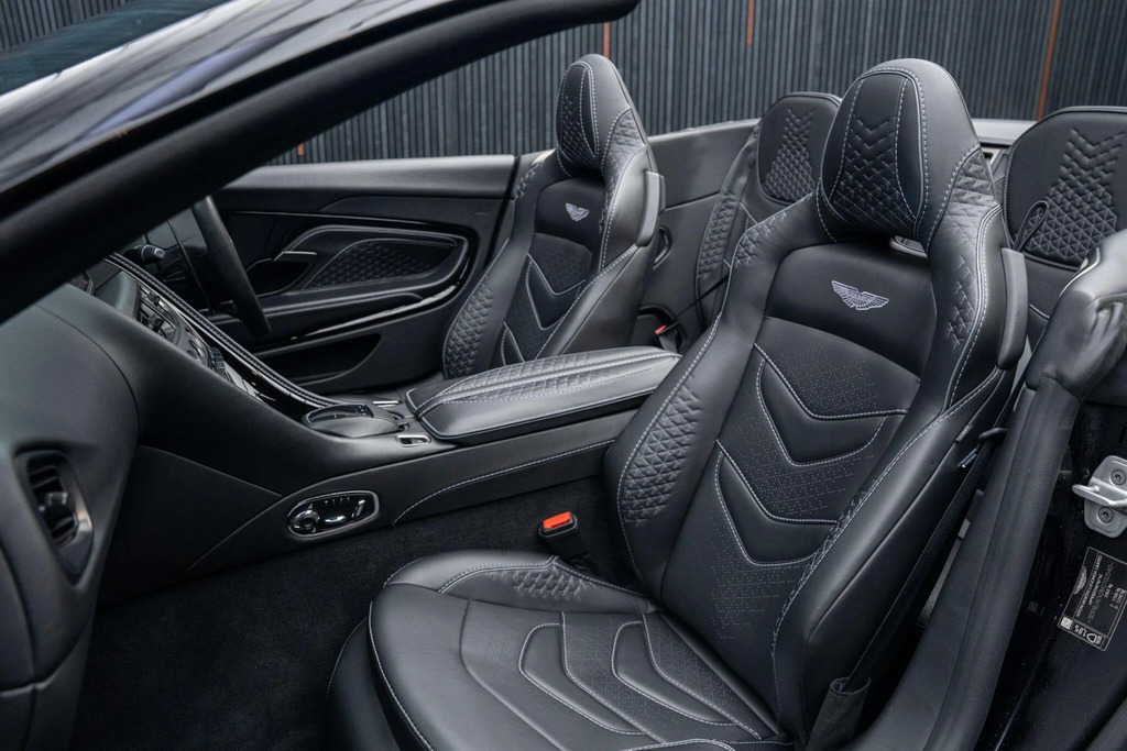 Aston Martin DBS 5.2 V12 Biturbo Superleggera Coupe Grey #35