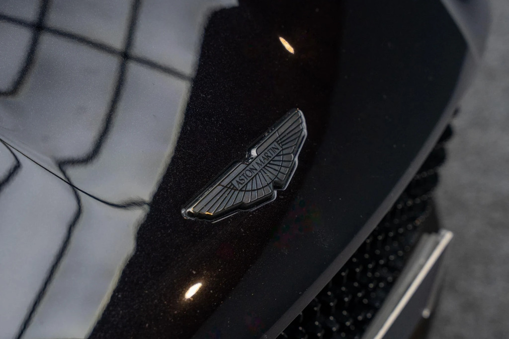 Aston Martin DBS 5.2 V12 Biturbo Superleggera Coupe Grey #29