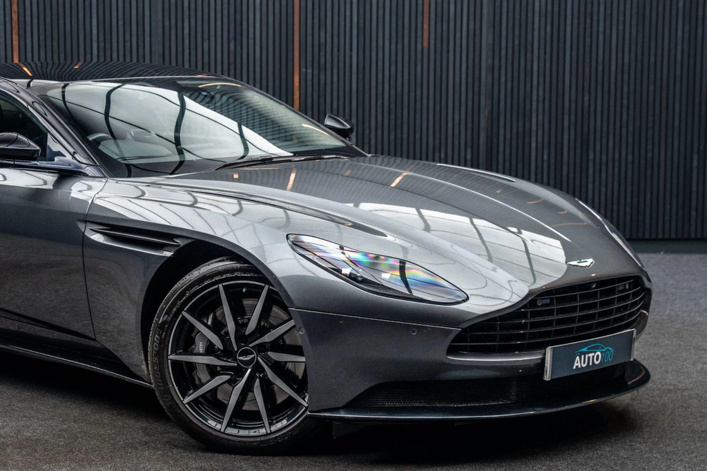 Aston Martin DB11 V8 Touchtronic Black #10