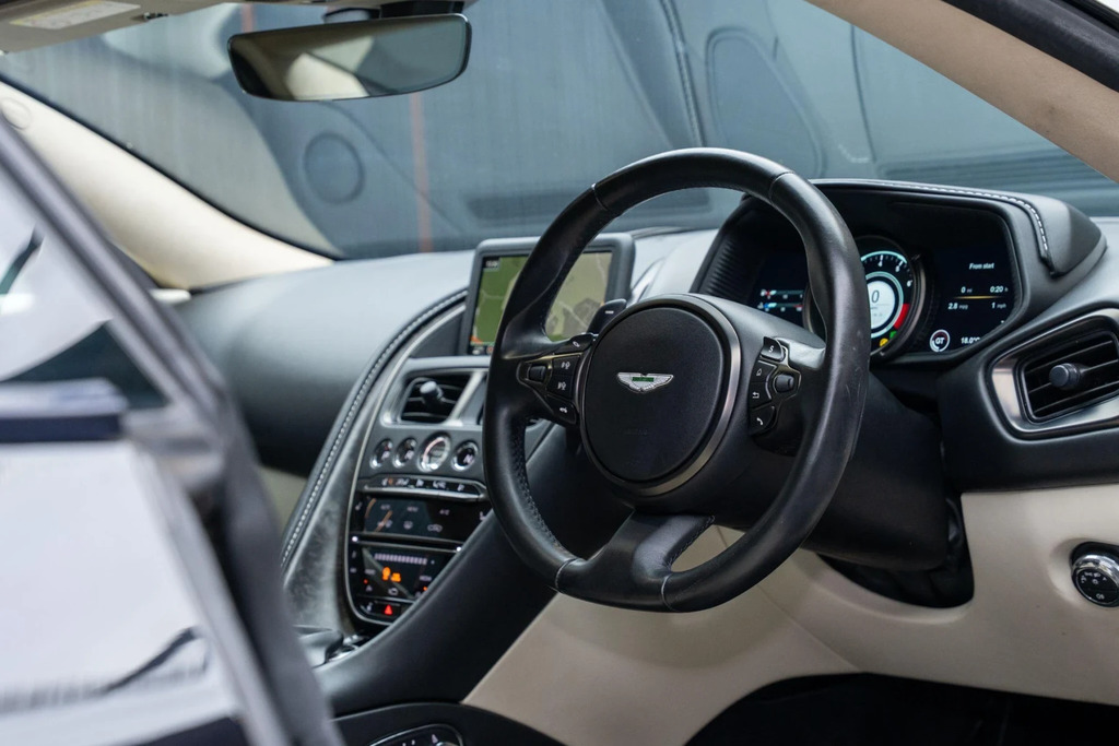 Aston Martin DB11 5.2 V12 Euro 6 Ss Black #4