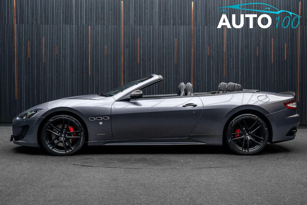 Maserati GranCabrio Grancabrio Mc Red #17