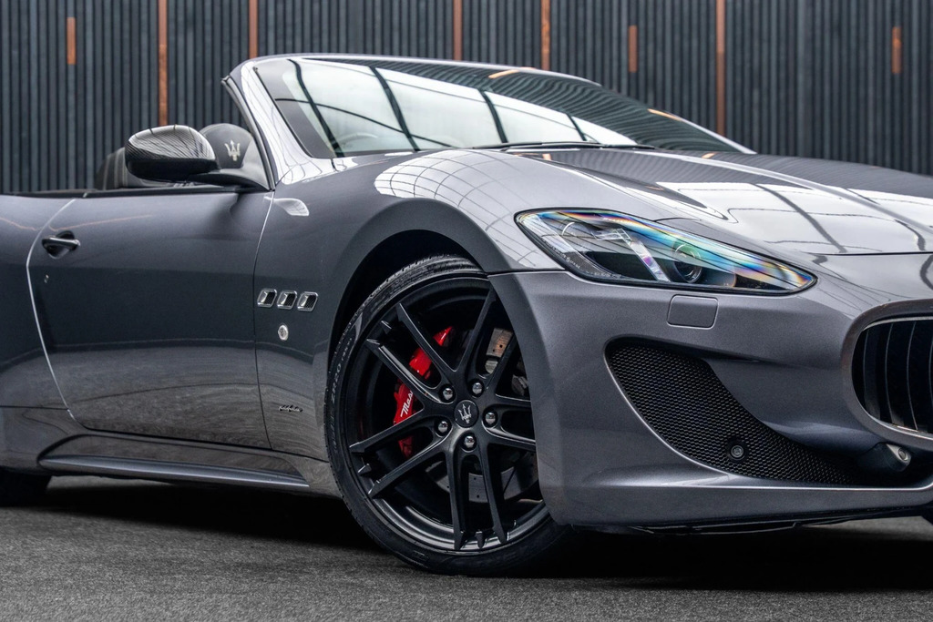 Maserati GranCabrio Grancabrio Mc Red #9