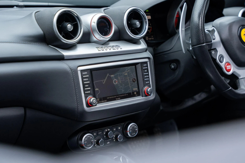 Ferrari California Automatic Black #44