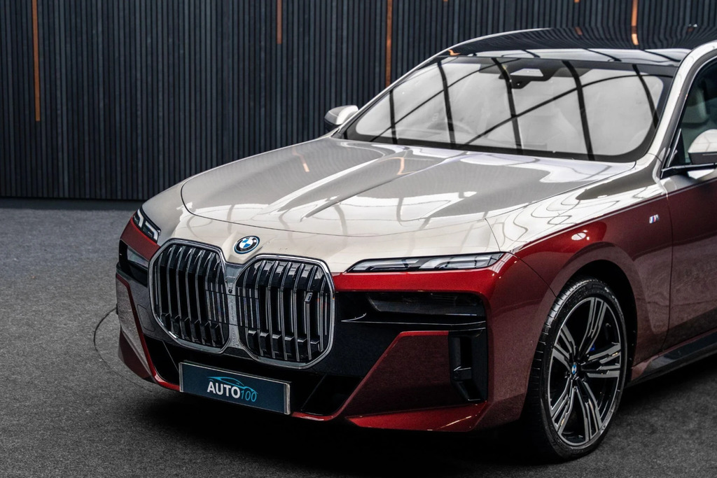BMW i7 60 105.7Kwh M Sport Xdrive Red #5