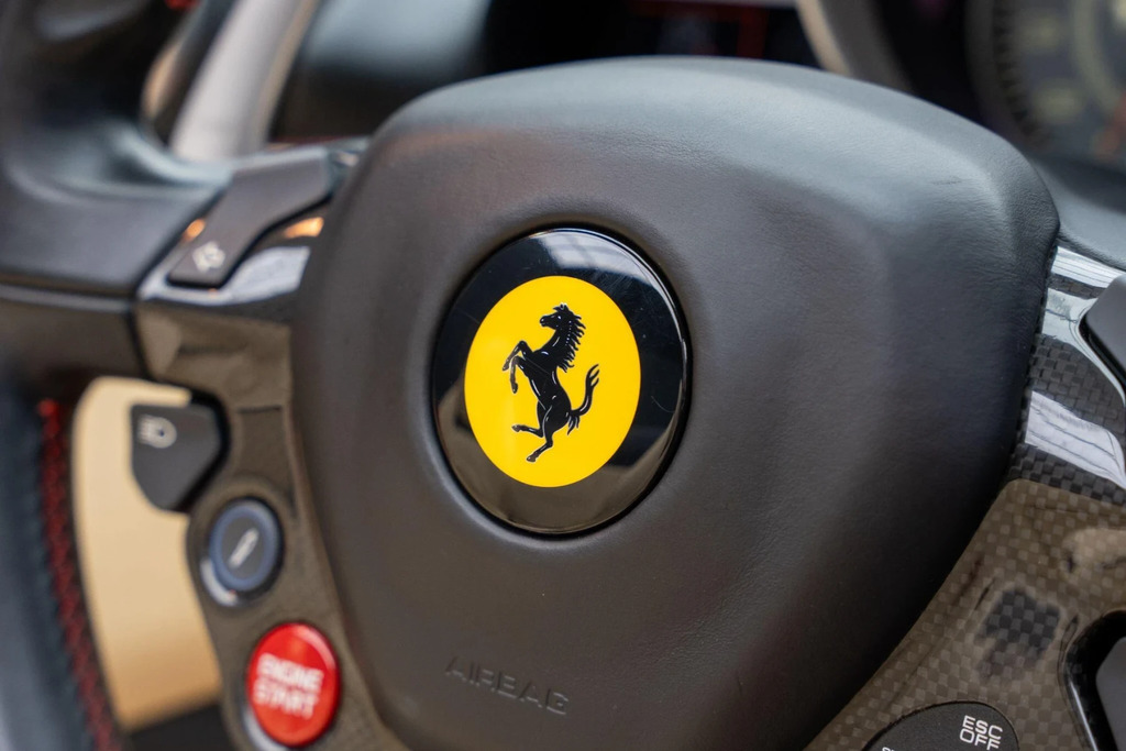 Ferrari California T Hele Red #29