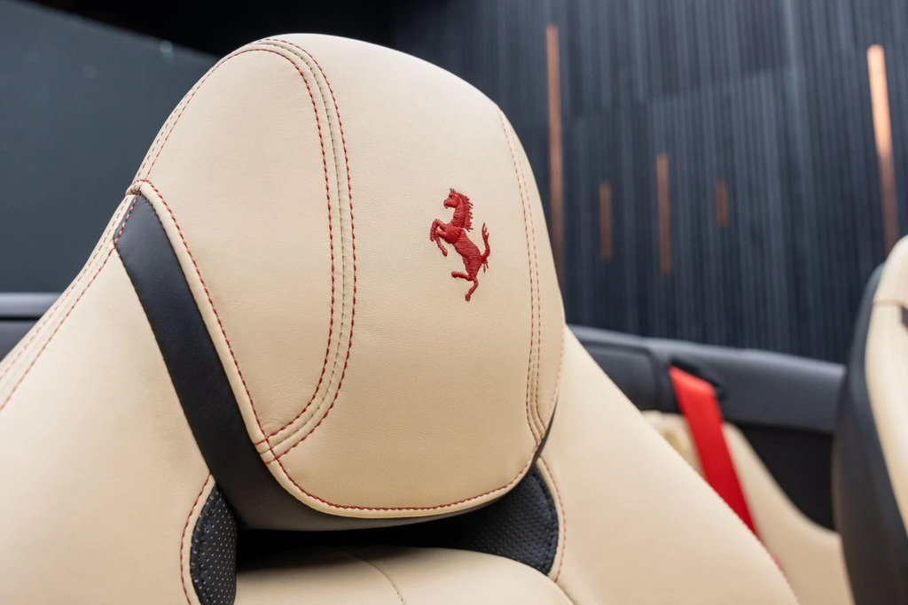 Ferrari California T Hele Red #41