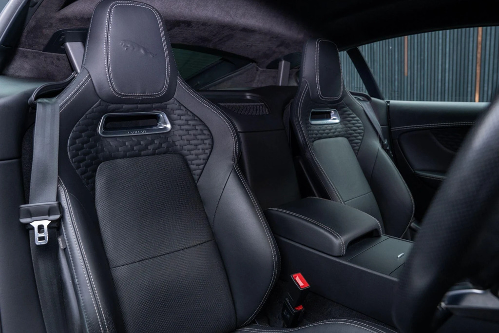 Jaguar F-Type 2.0I First Edition Euro 6 Ss Grey