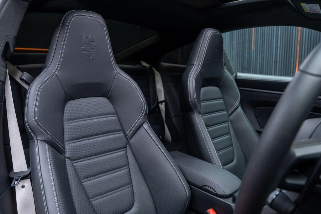 Porsche 911 3.6 T-hybrid 992 Carrera Gts Pdk Euro 6 Ss Orange #2