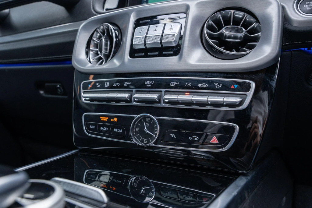 Mercedes-Benz G Class 2.9 G400d Amg Line Premium Plus G-tronic 4Matic Green #22