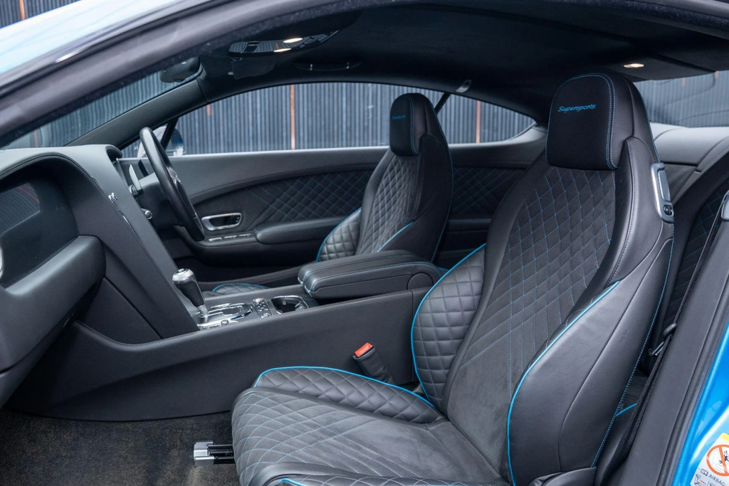 Bentley Continental V8  #38