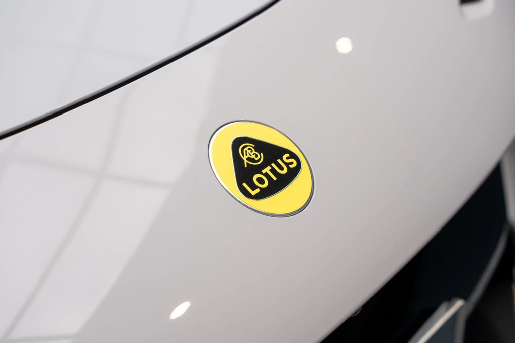 Lotus Eletre 450Kw S 112Kwh Estate LG74JDK Black #13