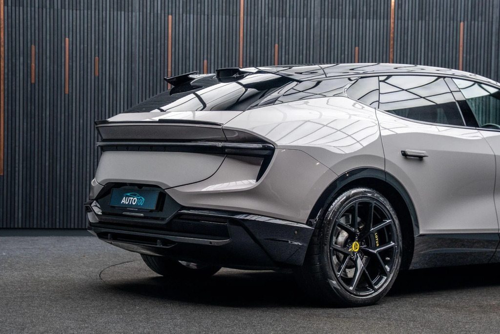 Lotus Eletre 450Kw S 112Kwh Estate LG74JDK Black #18