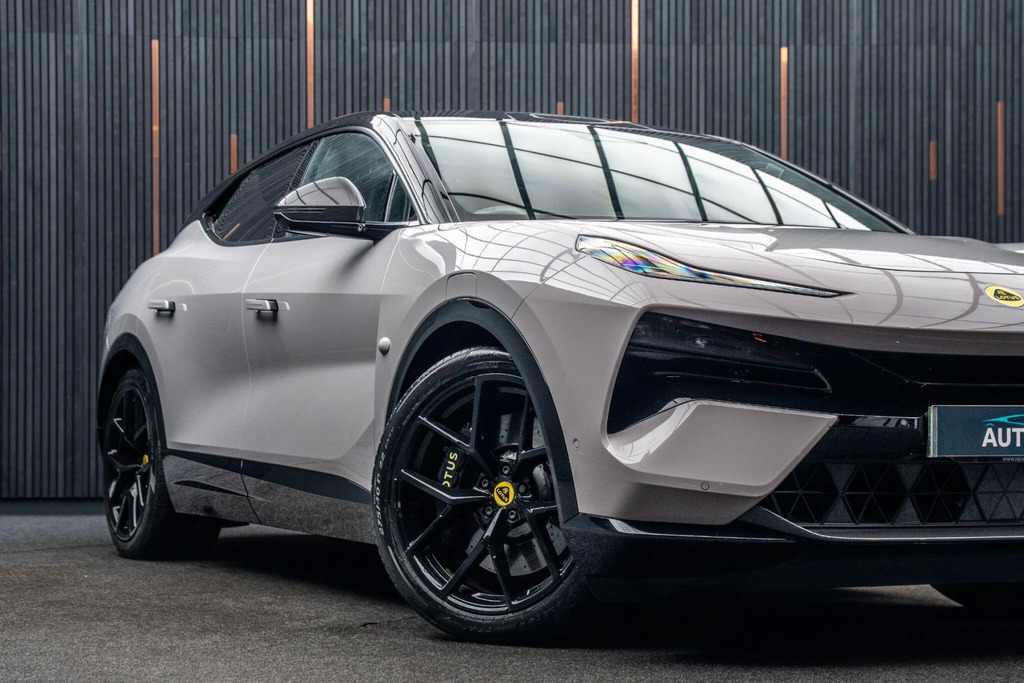 Lotus Eletre 450Kw S 112Kwh Estate LG74JDK Black #6