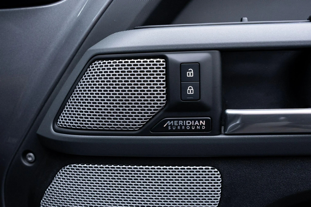 Land Rover Defender 130 3.0 D300 X-dynamic Hse 130 8 Seat Estat Black #20