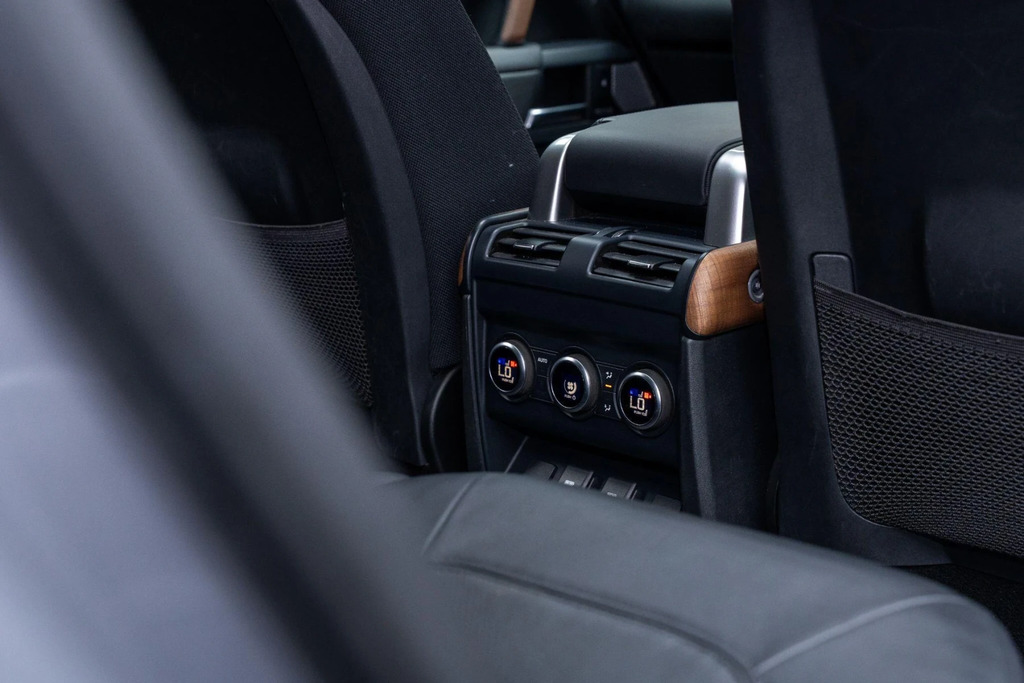 Land Rover Defender 130 3.0 D300 X-dynamic Hse 130 8 Seat Estat Black #41