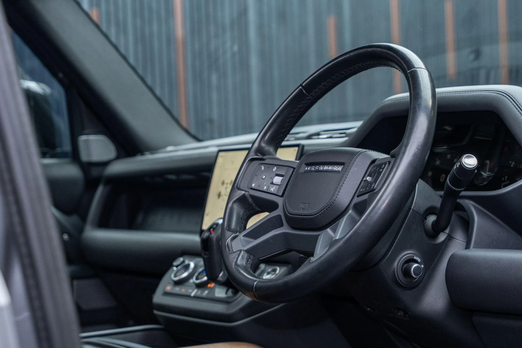 Land Rover Defender 130 3.0 D300 X-dynamic Hse 130 8 Seat Estat Black #30