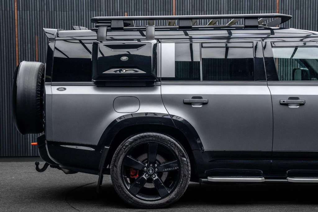 Land Rover Defender 130 3.0 D300 X-dynamic Hse 130 8 Seat Estat Black #19