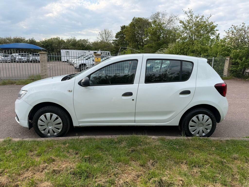 Dacia Sandero 0.9 Tce Essential Euro 6 S S SH69PVV White #5