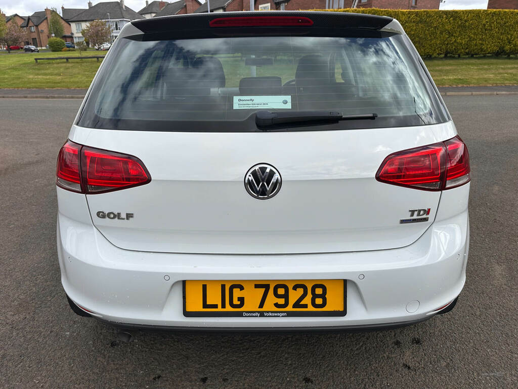 Volkswagen Golf 1.6 Tdi 105 Se LIG7928 White #5
