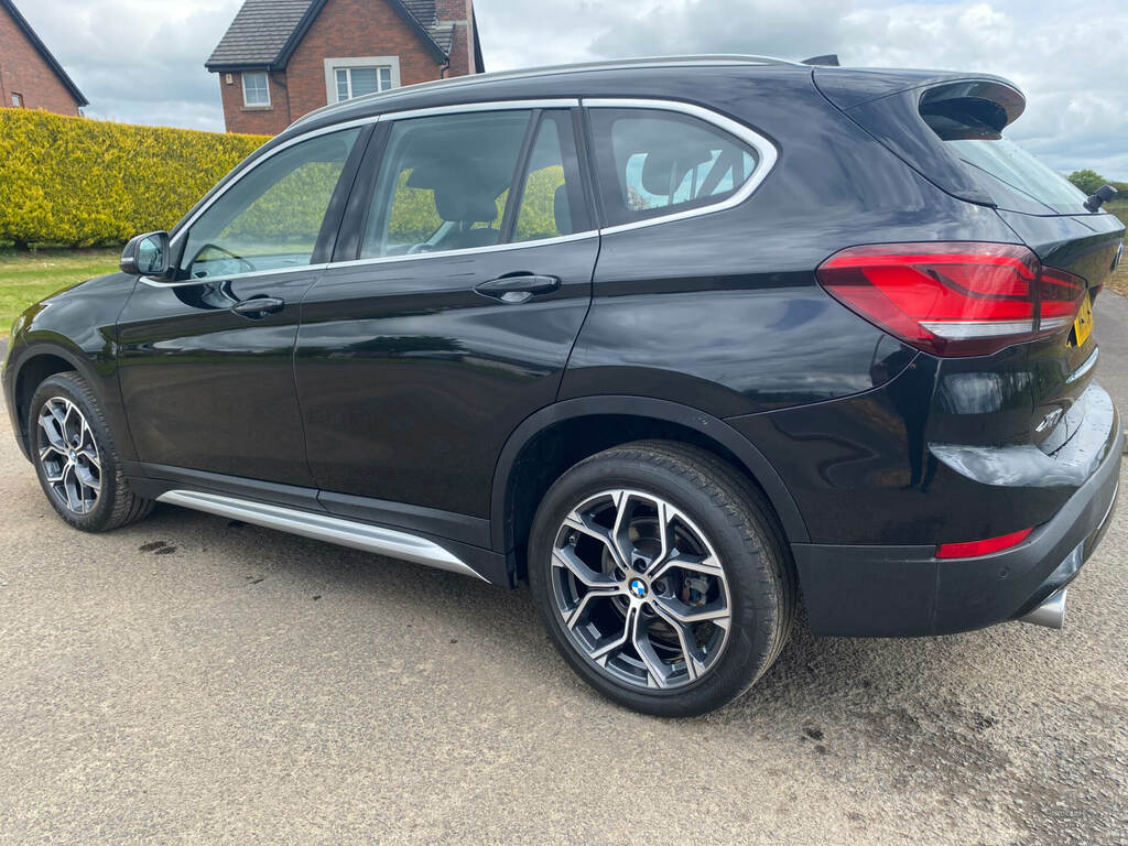 BMW X1 Sdrive 18D Xline Step MV71CWY Black #5
