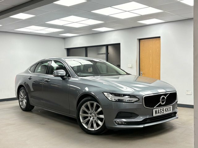 Volvo S90 2.0 T4 Momentum Plus Saloon Euro 6 Grey