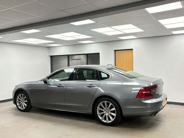 Volvo S90 2.0 T4 Momentum Plus Saloon Euro 6 WA69KKX Grey #5