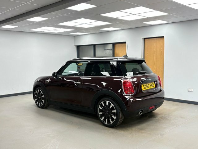 Mini Hatch 1.5 Cooper Hatchback Euro 6 Ss SD68EWB Red #6