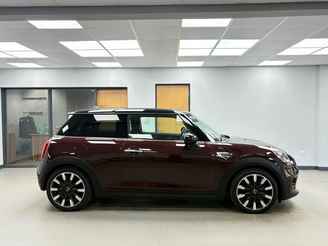 Mini Hatch 1.5 Cooper Hatchback Euro 6 Ss SD68EWB Red #3