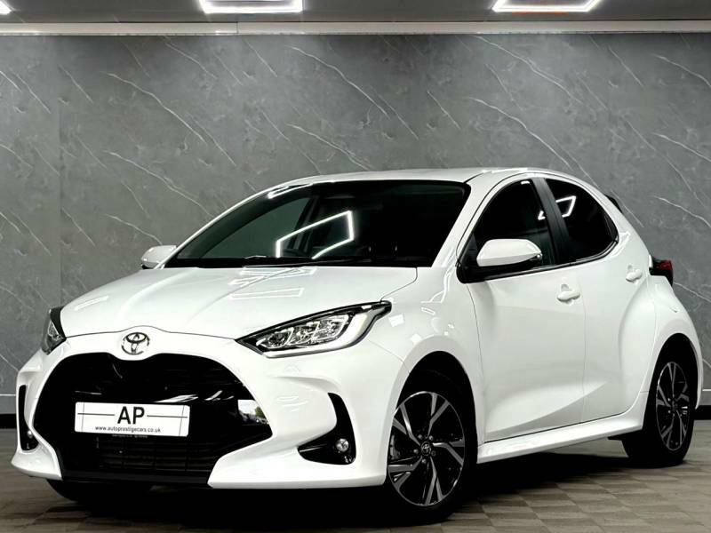 Toyota Yaris 1.5 Hybrid Design Cvt - 2025 74 WM74AHK White #3